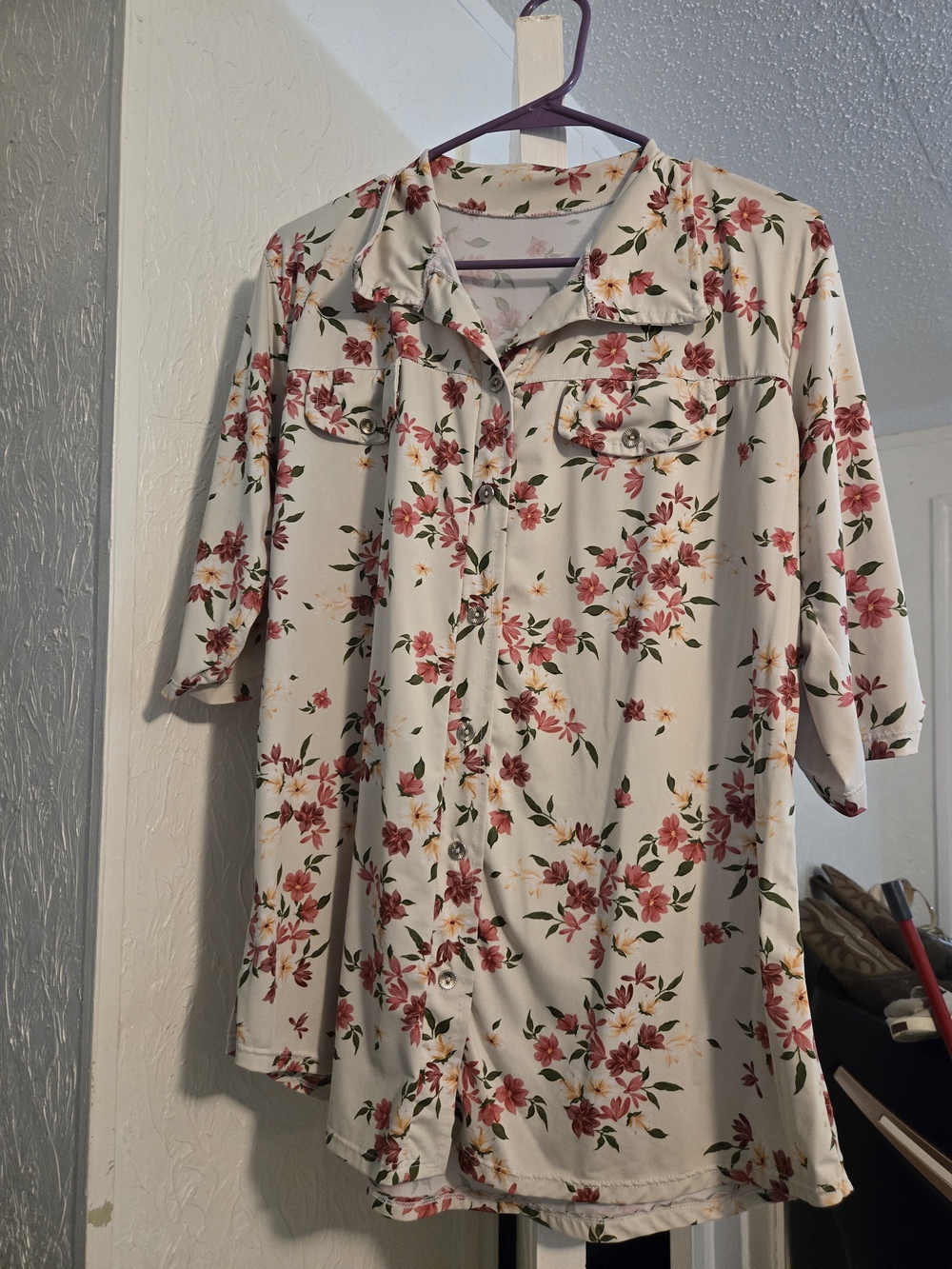 Cream Floral Button-Front Women's Blouse with Pink Flowers